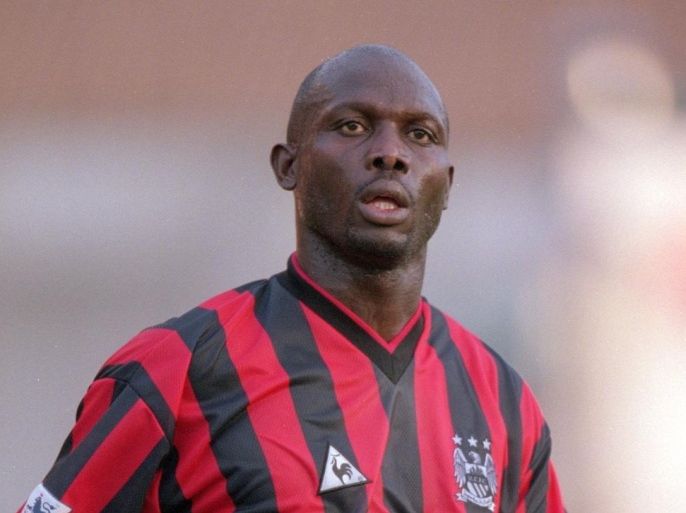 8 Aug 2000: George Weah of Manchester City in action during the Pre-Season Friendly match against Oldham Athletic at Boundary Park, in Oldham, England. Manchester City won the match 4-0.  Mandatory Credit: Gary M Prior/Allsport