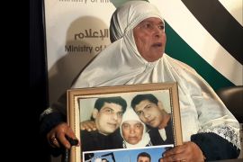 رام الله 17 نوفمبر والدة الأسير خالد الشاويش تتحدث عن 104 شظايا في جسده