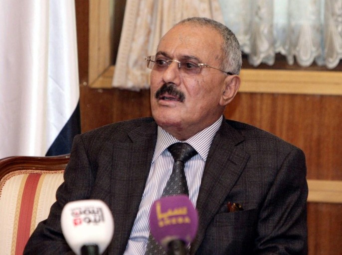 A handout picture released by the Yemeni Presidency Office shows outgoing Yemeni President Ali Abdullah Saleh speaking during a meeting with senior Yemeni officials (not pictured), in Sana'a, Yemen, 22 January 2012. According to media sources, outgoing Yemeni President Saleh left for the United States after asking his people for forgiveness for 'any shortcomings' during his 33-year rule, one day after the Yemeni parliament granted him and his close aides immunity from prosecution. Saleh left on a private Saudi plane a few hours after his family's departure. EPA/YEMENI PRESIDENCY OFFICE HANDOUT EDITORIAL USE ONLY/NO SALES