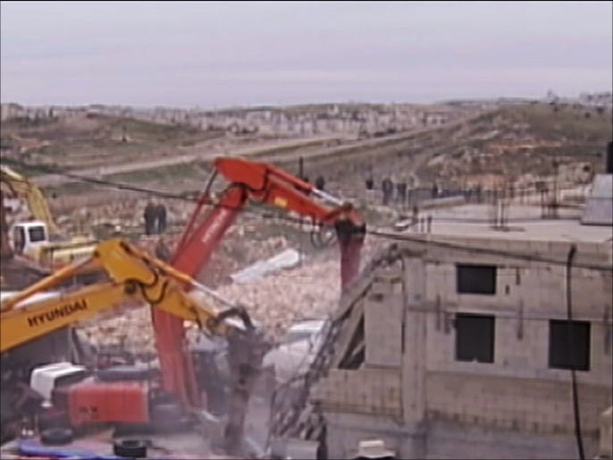 ‪‬ سلطات الاحتلال الإسرائيلي تهدم منزلين في القدس(الجزيرة-أرشيف)