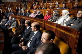 epa03038972 Moroccan members of the parliament engage in debates during the setting-up of the parliament in Rabat, Morocco, 19 December 2011. Reports state that the Moroccan parliament will vote during the session to elect the new president of the Chamber of Deputies. EPA