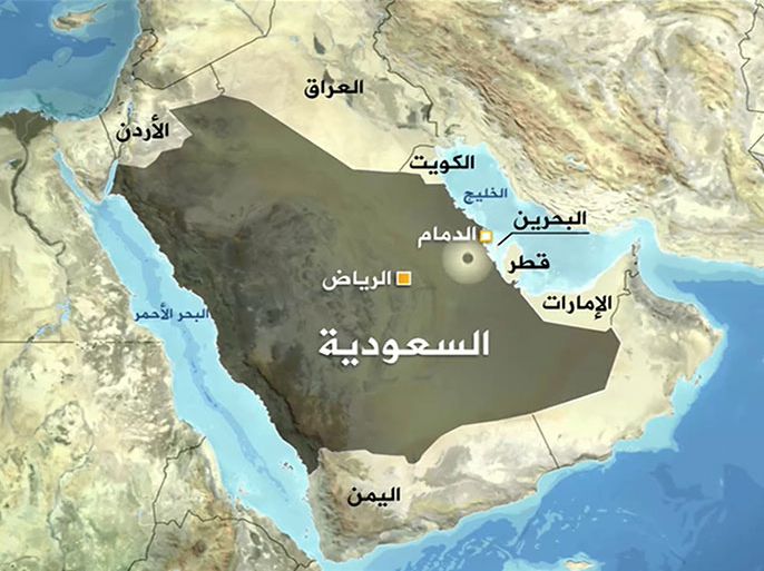 قتل خمسة أشخاص وأصيب تسعة في قرية الدالوة بمحافظة الأحساء شرقي السعودية.