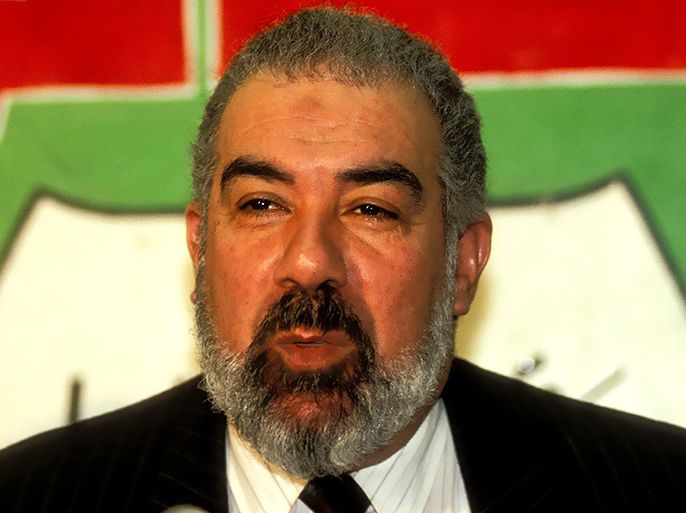 محفوظ نحناح - Mahfoud Nahnah - الموسوعة - ALGERIA - JANUARY 25: Press conference of Mahfoud Nahnah, leader of Hamas party in Algiers, Algeria on January 25, 1994. (Photo by Jean-Michel TURPIN/Gamma-Rapho via Getty Images)