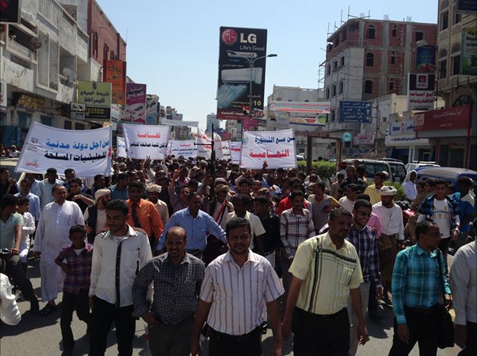 جانب من احتجاجات الحراك التهامي بمحافظة الحديدة للمطالبة بخروج مسلحي الحوثي من المحافظة (الجزيرة نت) ‫‬