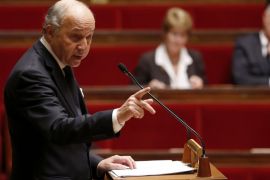 French Foreign Minister Laurent Fabius delivers a speech during a debate on Palestine status at the National Assembly in Paris November 28, 2014. French lawmakers are set to hold symbolic parliamentary votes over the next month on whether the government should recognise Palestine as a state, a move likely to anger the Jewish state. France does not classify Palestine as a state, but says it could extend recognition if it believed doing so would help promote peace between the Palestinians and Israel. REUTERS/Charles Platiau (FRANCE - Tags: POLITICS)
