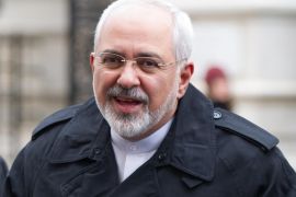 The Iranian Foreign Minister Mohammad Javad Zarif arrives for lunch with the former Vice President of the European Commission at the Iranian Embassy during the 5+1 talks (the five permanent members of the UN Security Council China, US, France, Britain and Russia plus Germany) with Iran in Vienna on November 18, 2014. Zarif insisted a nuclear deal remained possible as he arrived for a final round of talks with world powers, with differences still wide just six days before a deadline to strike an agreement. AFP PHOTO / JOE KLAMAR