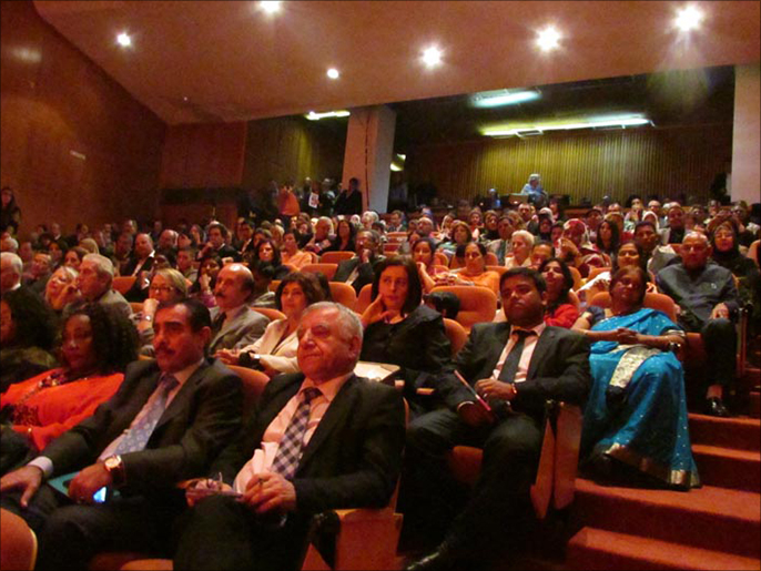 ‪جانب من الحضور في افتتاح المهرجان‬ (الجزيرة)
