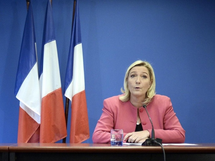 ‪زعيمة الجبهة الوطنية مارين لوبين تتوقع فوز حزبها بالانتخابات المحلية‬ (لفرنسية/غيتي)