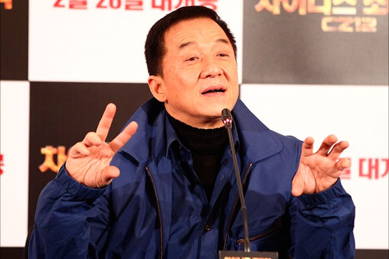 epa03589224 Hong Kong director and actor Jackie Chan attends a press conference on his film 'Chinese Zodiac' at Lotte Hotel in Seoul, South Korea, 18 February 2013. The movie will open in South Korean theaters on 28 February. EPA/JEON HEON-KYUN