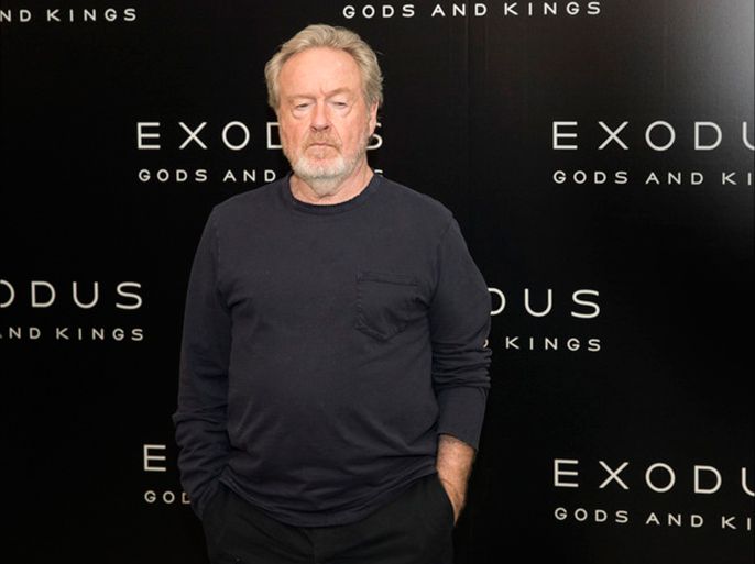 epa04511459 British film director Ridley Scott poses for the photographers during a photocall for Ridley Scott's 'Exodus : Gods and Kings' in Paris, France, 02 December 2014. The movie opens across French theaters on 24 December. EPA/ETIENNE LAURENT