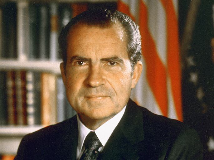 الموسوعة - epa04476495 In this undated handout picture US President Richard M Nixon poses for his Official Portrait. EPA/NARA / HANDOUT HANDOUT
