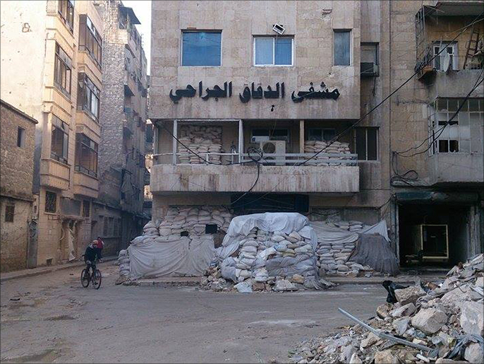 ‪يحمّل ناشطون مسؤولية تردي الوضع الأمني في حلب إلى الجبهة الشامية‬ (الجزيرة)