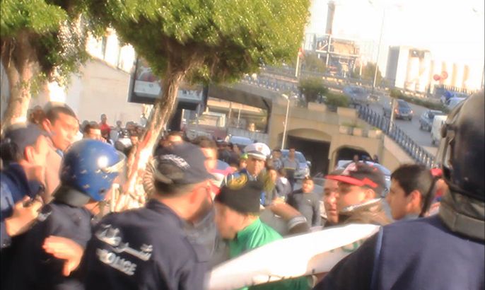 مواجهات بمسيرة لنصرة الرسول محمد بالجزائر