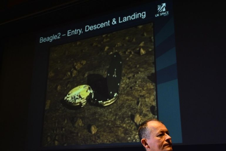 David Parker, chief executive of the UK Space Agency, attends a news conference on the Beagle 2 mission in London, January 16, 2015. Britain's infamous Beagle 2 spacecraft, once dubbed "a heroic failure" by the nation's Astronomer Royal, has been found on Mars 11 years after it went missing searching for extraterrestrial life. REUTERS/Toby Melville (BRITAIN - Tags: SOCIETY SCIENCE TECHNOLOGY)