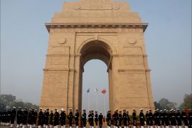 epa04530832 Indian Defense personnel march after participating in the Vijay Diwas or Victory Day celebrations, at the Indian war memorial India Gate in New Delhi, India, 16 December 2014. The victory day is celebrated annually on December 16 to commemorate the victory over Pakistan in the 1971 war. EPA/MONEY SHARMA