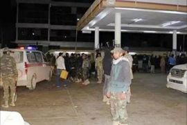 صور المواطنين امام مراكز توزيع الغاز والبنزين بضواحي بنغازي