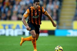 HULL, ENGLAND - NOVEMBER 01: Hatem Ben Arfa of Hull in action during the Barclays Premier League match between Hull City and Southampton at the KC Stadium on November 1, 2014 in Hull, England.