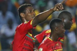 Guinea's Kevin Constant celebrates his goal against Mali during their 2015 African Cup of Nations Group D soccer match in Mongomo January 28, 2015. REUTERS/Mike Hutchings (EQUATORIAL GUINEA - Tags: SPORT SOCCER)
