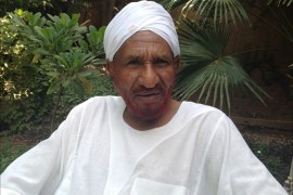 السيد الصادق المهدي زعيم حزب الأمة القومي السوداني