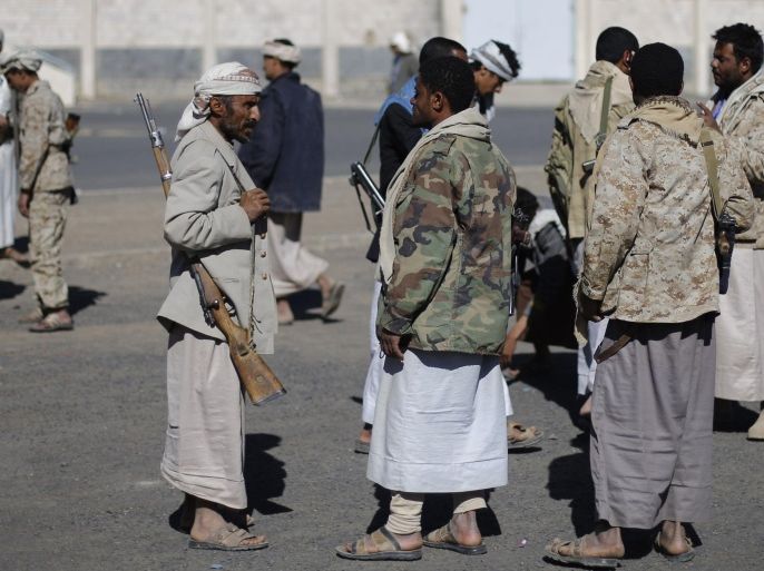 Armed followers of the Houthi movement arrive at a Houthi gathering in Sanaa February 1, 2015. The Houthis have emerged as the dominant faction in Yemen after seizing Sanaa in September. REUTERS/Khaled Abdullah (YEMEN - Tags: POLITICS CIVIL UNREST)