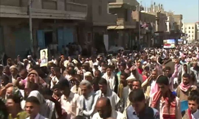 مظاهرات في تعز تندد بممارسات جماعة الحوثي في صنعاء