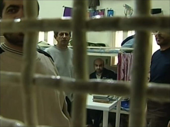 ‪الأسرى الفلسطينيون في سجون الاحتلال‬ (الجزيرة)