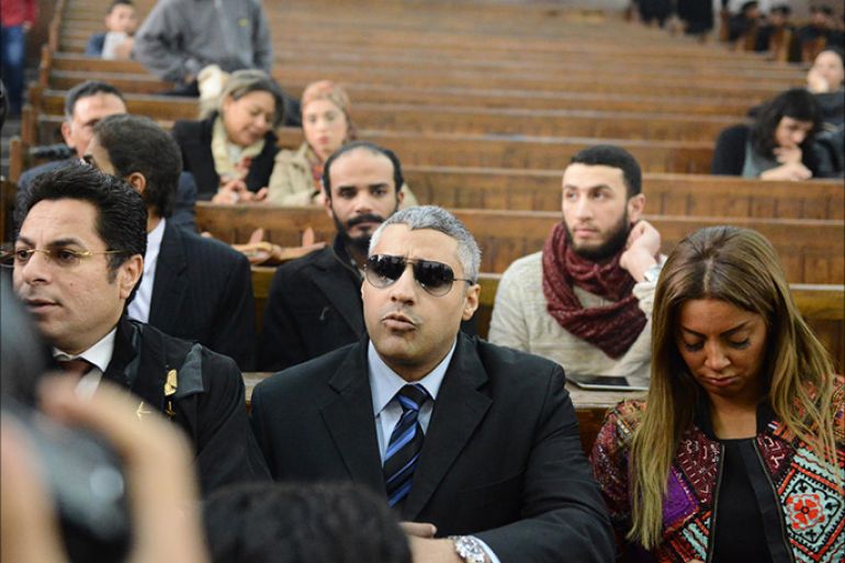 تأجيل جلسة إعادة محاكمة "صحفيي الجزيرة" بمصر إلى 8 مارس