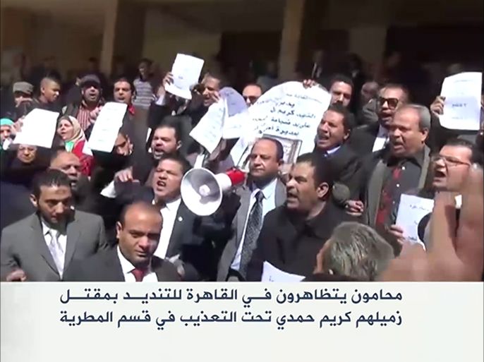 وفاة ثلاثة معتقلين داخل قسم المطرية بالقاهرة تحت التعذيب