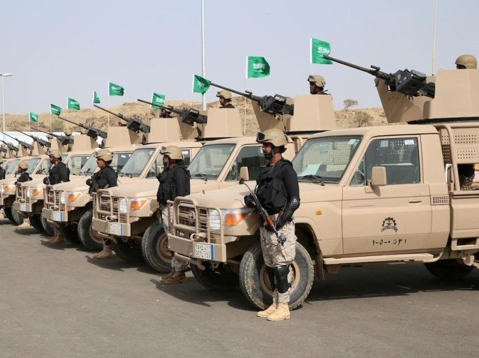 In this photo provided by the Saudi Press Agency (SPA), Royal Saudi Land Forces and units of Special Forces of the Pakistani army take part in a joint military exercise called "Al-Samsam 5" in Shamrakh field, north of Baha region, southwest Saudi Arabia, Monday, March 30, 2015. (AP Photo/SPA)