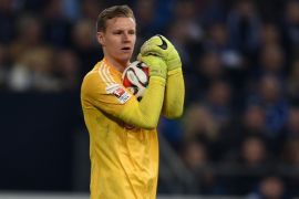 Leverkusen's goalkeeper Bernd Leno holds the ball during the German first division Bundesliga football match FC Schalke 04 vs Bayer Leverkusen in Gelsenkirchen, western Germany, on March 21, 2015. Leverkusen won the match 0-1. AFP PHOTO / PATRIK STOLLARZDFL RULES TO LIMIT THE ONLINE USAGE DURING MATCH TIME TO 15 PICTURES PER MATCH. IMAGE SEQUENCES TO SIMULATE VIDEO IS NOT ALLOWED AT ANY TIME. FOR FURTHER QUERIES PLEASE CONTACT DFL DIRECTLY AT + 49 69 650050.