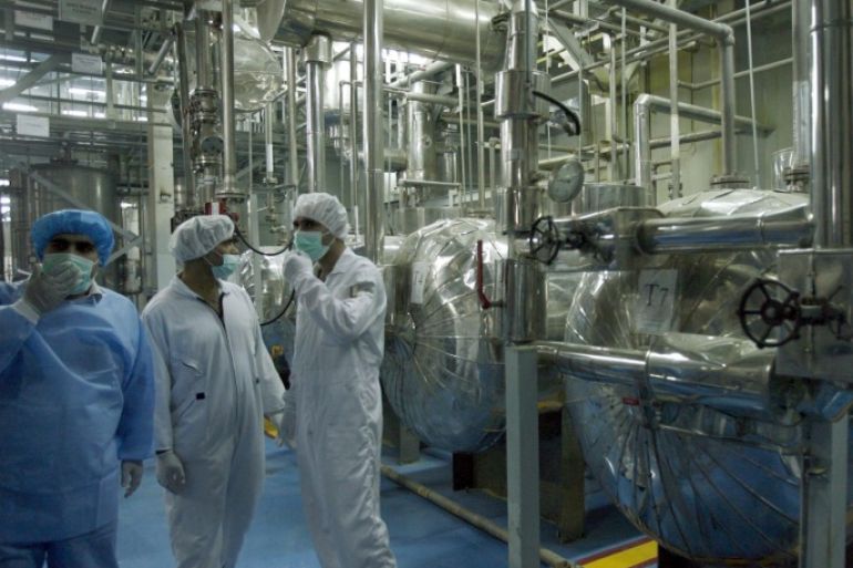 (FILE) A file photograph showing technicians of the International Atomic Energy Agency inspecting the site of the uranium conversion plant in Isfahan, central Iran, on 03 February 2007. Media reports state that the European Union and the United States are expected on 20 January 2014 to suspend sanctions against Iran for several months, in return for Tehran's scaling back of nuclear enrichment - the first concrete step to address fears that Iran is seeking a nuclear weapon. The carefully choreographed sequence of events begins when inspectors from the International Atomic Energy Association (IAEA) confirm that Tehran is complying with its side of a deal struck in November with Britain, China, France, Germany, Russia and the US.