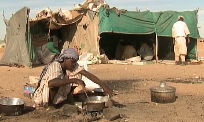 مراسلو الجزيرة- سودانيون ينقبون عن الذهب وتترصدهم المخاطر