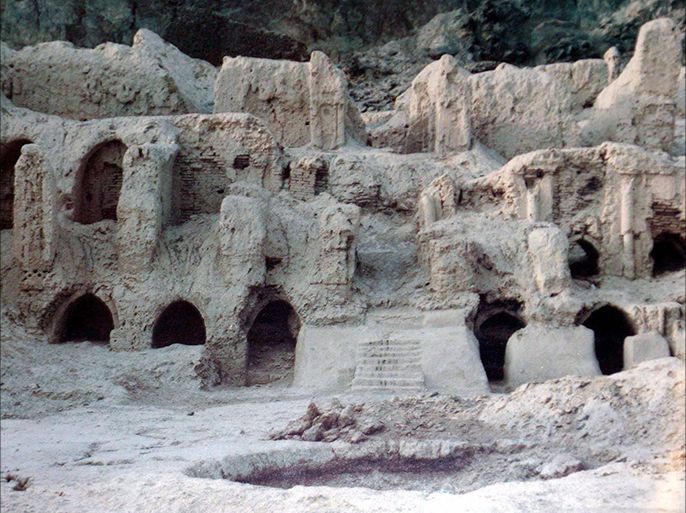 (FILES) File picture dated 1999 of an archeological spot southeastern Sistan-Baluchestan province which is also one of the hiding places of bandit groups in the province. One Irish and two German tourists were abducted last week in the same area. According to Iranian press reports on Monday, 08 December 2003, the kidnappers demand 5 million Euros for their release. The Iranian government has not yet confirmed the reports. EPA