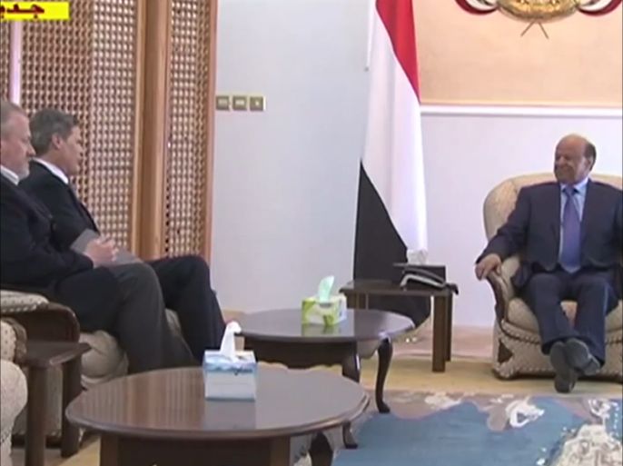 السفير الأميركي باليمن يؤكد شرعية الرئيس هادي