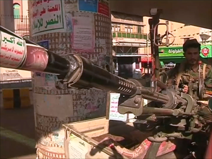  انتهاكات واسعة استهدفت الإعلاميين بعد سيطرة الحوثيين على صنعاء (الجزيرة)