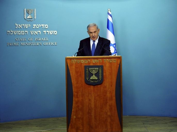 Israeli Prime Minister Benjamin Netanyahu delivers a statement to the media in Jerusalem April 1, 2015. Netanyahu said on Wednesday it was not too late for world powers still locked in nuclear negotiations with Iran to demand a "better deal". REUTERS/Debbie Hill/Pool
