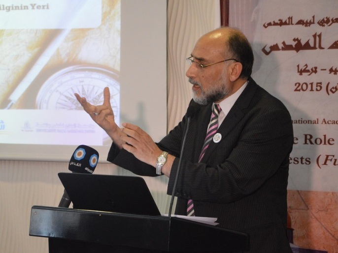 ‪عبد الفتاح العويسي: المؤتمر يعيد للمعرفة مكانتها المغيّبة بسبب النكبة‬ (الجزيرة)