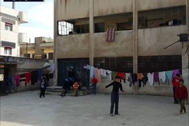 معاناة النازحين في حي الوعر بحمص