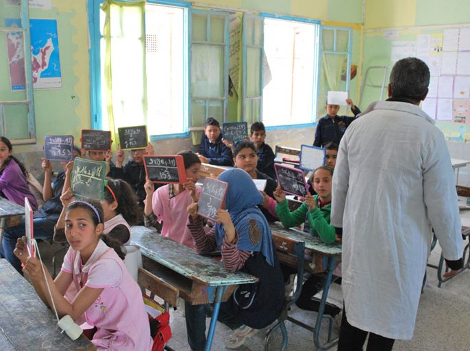 تدني التحصيل العلمي للتلاميذ في تونس بسبب غيب مراجعة مناهج التعليم