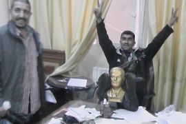 أبو تميم قائد عسكري في احرار الشام بعد تحريرهم مبنى أمن الدولة