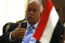 Yemen's Foreign Minister Reyad Yassin Abdulla gestures during an interview with Reuters in Yemen's Embassy in Riyadh April 1, 2015. Yemen's main problem is not the Houthi fighters who have taken control of much of the country but their ally, former president Ali Abdullah Saleh, whose forces are better trained and armed, the country's foreign minister said. Abdulla told Reuters there could be no future role for Saleh or his family in Yemen, while the Houthis could only play a part if they disarm. REUTERS/Faisal Al Nasser