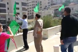 حماس تتهم السلطة باقتحام منزل نائب وتنفيذ اعتقالات