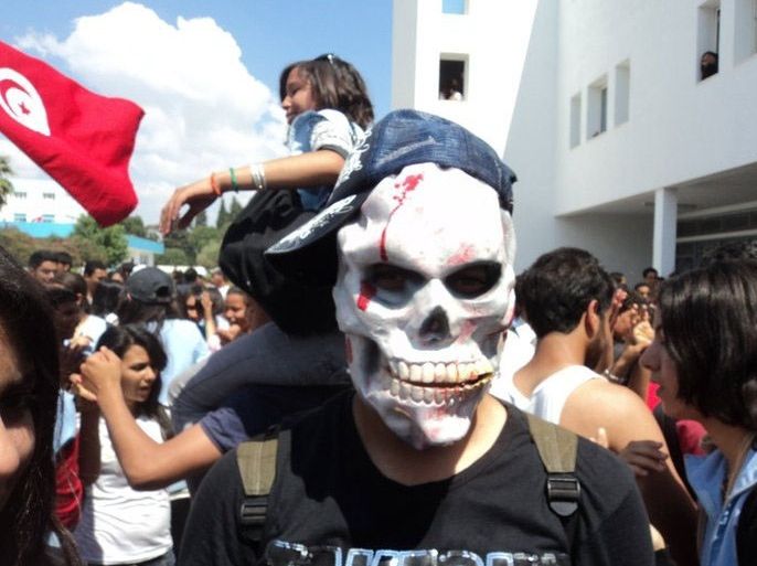 تونس - أبريل 2015 - احتفالات نهاية العام الرداسي- الطلاب اتهموا برفع شعارات تخل بالآداب