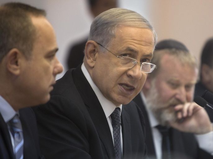 Israeli Prime Minister Benjamin Netanyahu attends the weekly cabinet meeting in his Jerusalem office on May 10, 2015. AFP PHOTO / POOL / SEBASTIAN SCHEINER