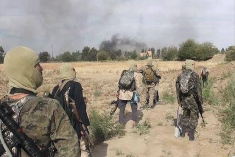 المقربون من تنظيم الدولة نشروا صورا من معارك دير الزور - مايو- 2015