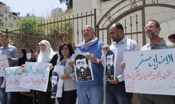 جانب الاضراب التضامني مع الشيخ خضر عدنان في اضرابه لليوم ال15 عن الطعام2