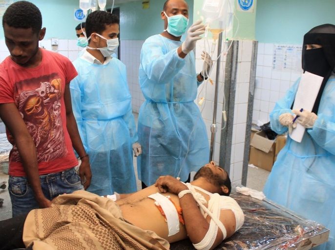 A Yemeni man receives treatment at a hospital in the southern city of Aden on April 2, 2015, after he was wounded during an offensive by Shiite Huthi rebels and allied army units in the central neighbourhood of Crater. Rebel forces penetrated deep into the former southern stronghold of Yemeni President Abedrabbo Mansour Hadi as Al-Qaeda freed hundreds of inmates in a jailbreak elsewhere in the chaos-hit country. AFP PHOTO / SALEH AL-OBEIDI