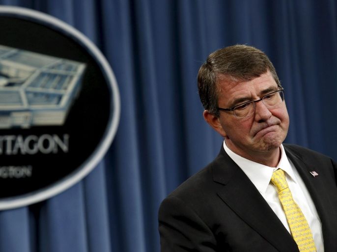 U.S. Defense Secretary Ash Carter speaks at a news conference at the Pentagon in Washington May 7, 2015. The U.S. military would need to provide support to Syrian fighters they are training to battle Islamic State militants in Syria, but Washington has not yet decided the exact nature of that support, Carter said on Thursday. REUTERS/Yuri Gripas