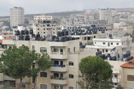 حي سمير اميس شمال القدس - كثافة سكانية في الأحياء المقدسية خارج الجدار