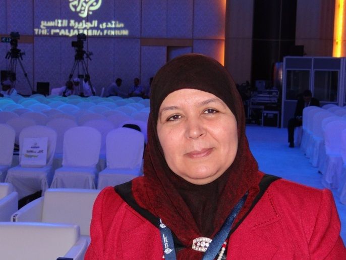 محرزية العبيدي قالت إن السياسيين في تونس يتعلمون كل يوم (الجزيرة)